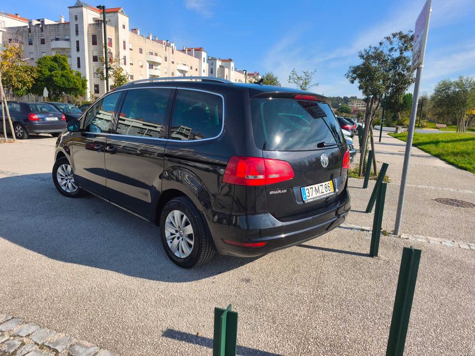 VW Sharan 7 Lugares Nacional - Em bom estado Assistida na Marca