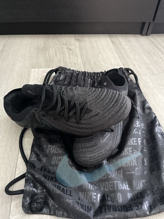 Chuteiras Nike Phantom Gx Luna 2 Elite