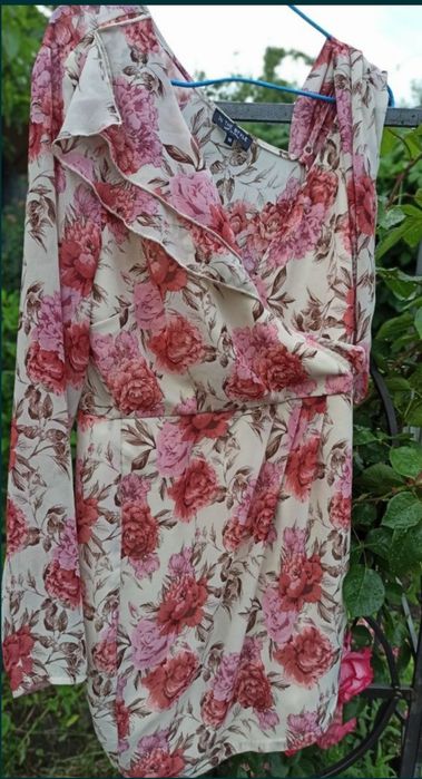 Платья . Распродажа .Женские платья