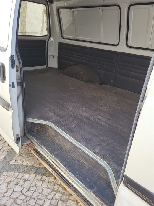 Mitsubishi L300 III 2.5 D Van 70cv 150mil km