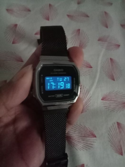 Casio A168 All Black – Original, em ótimo estado