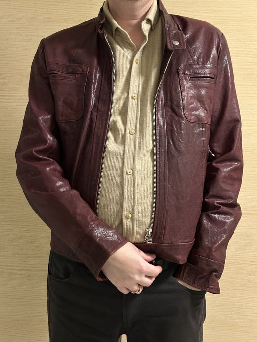 Стильна чоловіча шкіряна куртка