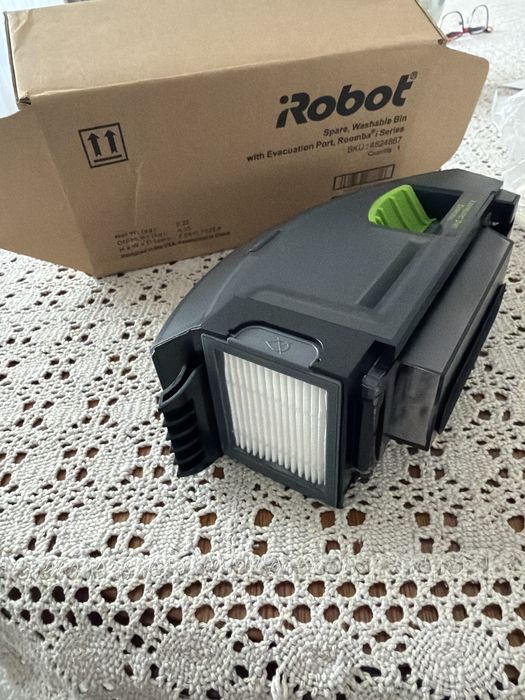 Pijemnik na brud z gniazdem clean base irobot i7/i7+