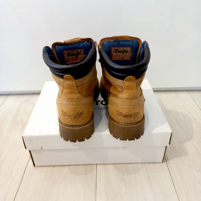 Wrangler buty r.39 skóra naturalna zamszowa