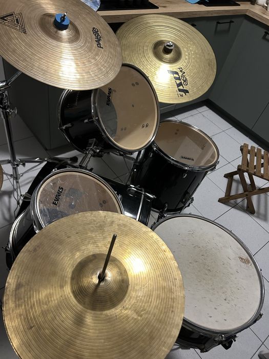 Perkusja akustyczna + talerze Paiste