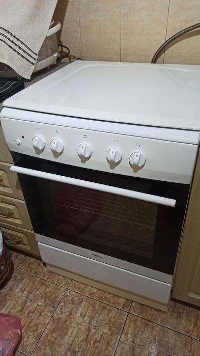 Продам газову плиту