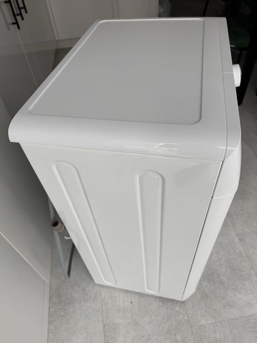 Пральна машинка Indesit OMTWSE 61293 WK UA