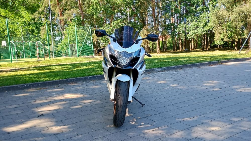 Suzuki Gsx-R  1000 k9  biała 26 tys