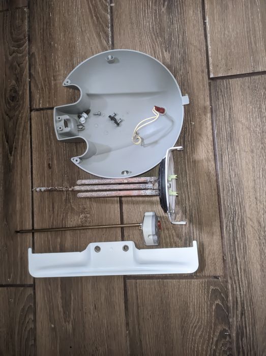 Запчастини до бойлера ariston sg80