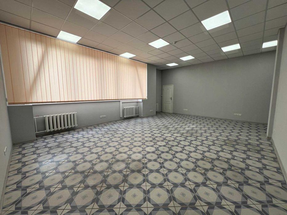 Офис в БЦ, 2 кабинета, 74 м.кв., генератор, метро Дорогожичи