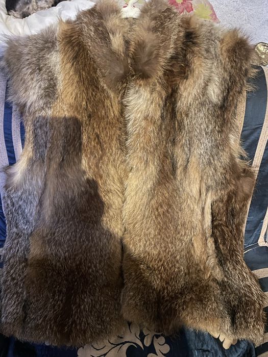 Colete em pele de raposa