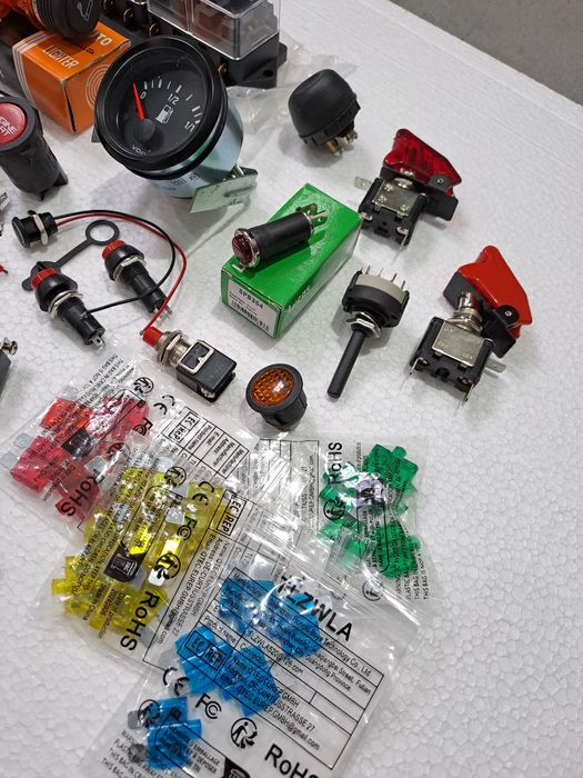Diverso Material Eléctrico Automóvel