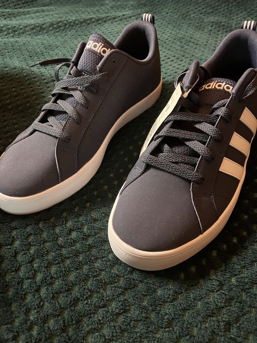 Продам Adidas VS Pace