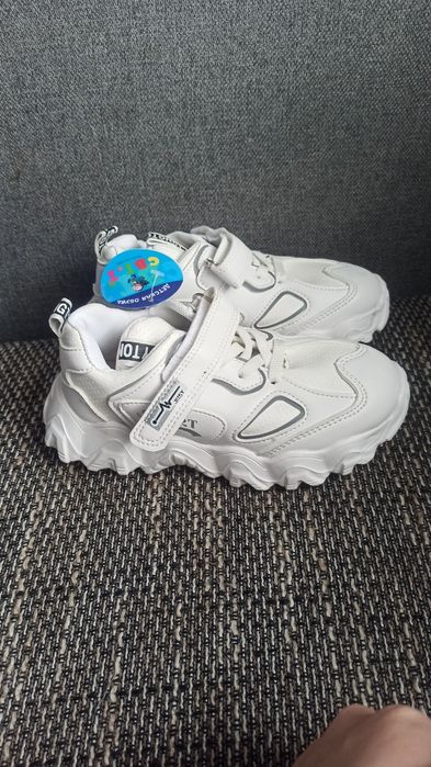 Кроссовки, 30 размер, белые