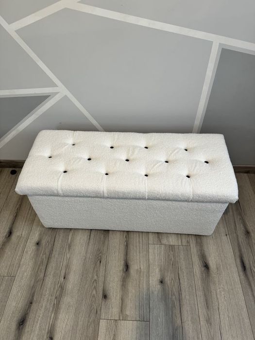 Pufa biała z szufladą na zamówienie  elegancja i funkcjonalność