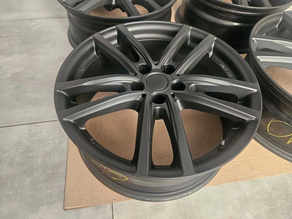 Диски 5/112 R18 7J ET22 dia66.6mm
