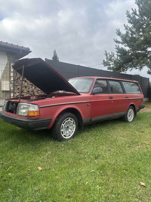 Volvo 245