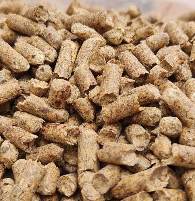 Топливные гранулы пеллеты  древесные