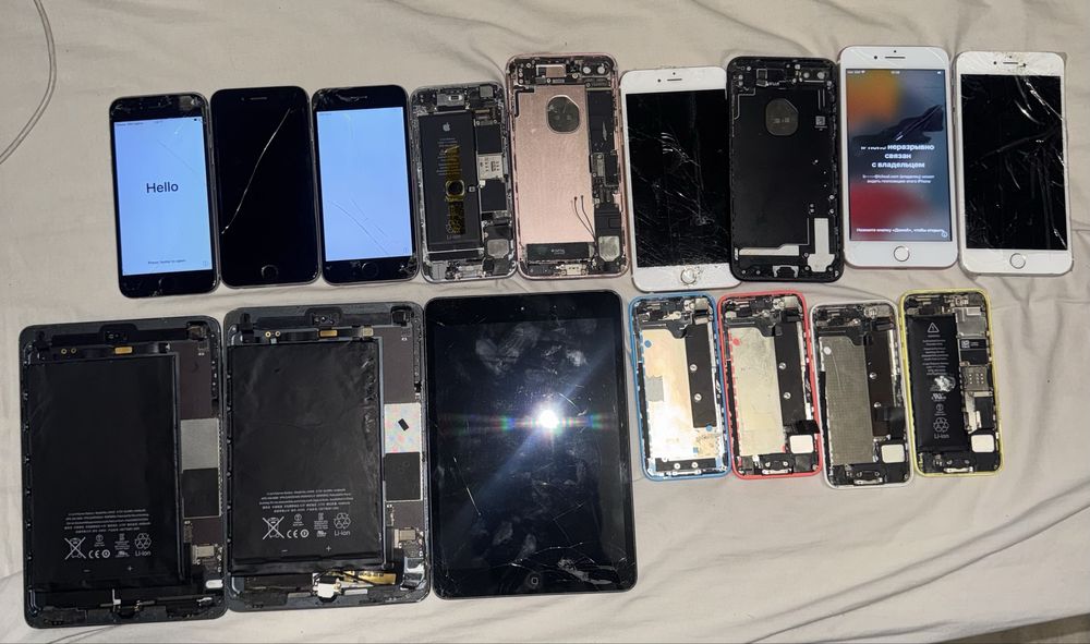 Лот техники Apple iPhone iPad