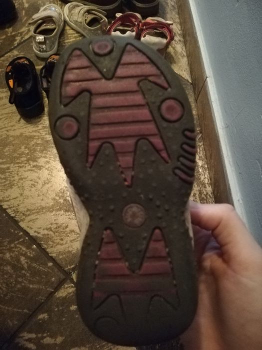 Adidasy dziewczęce