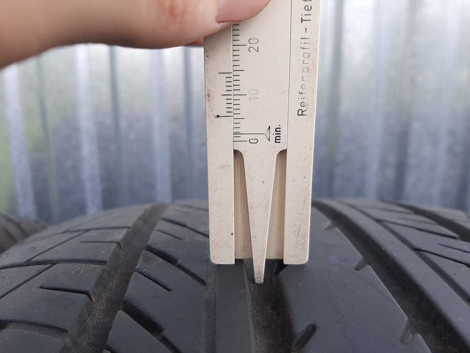 4x Opony letnie 225/55R18 Yokohama BluEarth E70