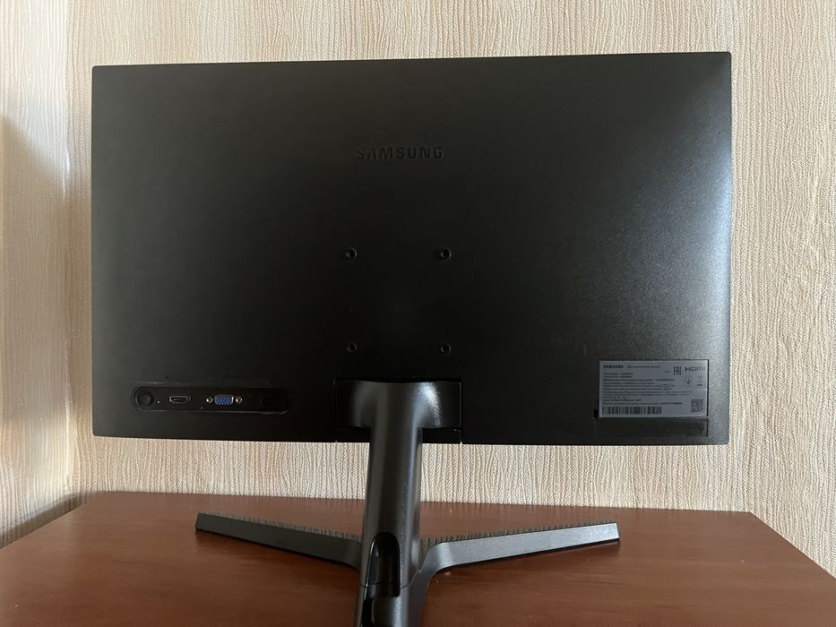 Монитор Samsung Full HD (без рамочный)