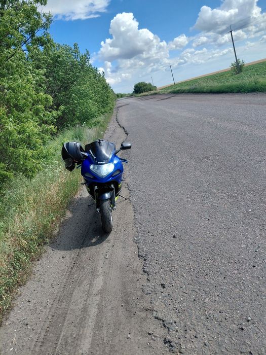 Сузуки джиксер 600