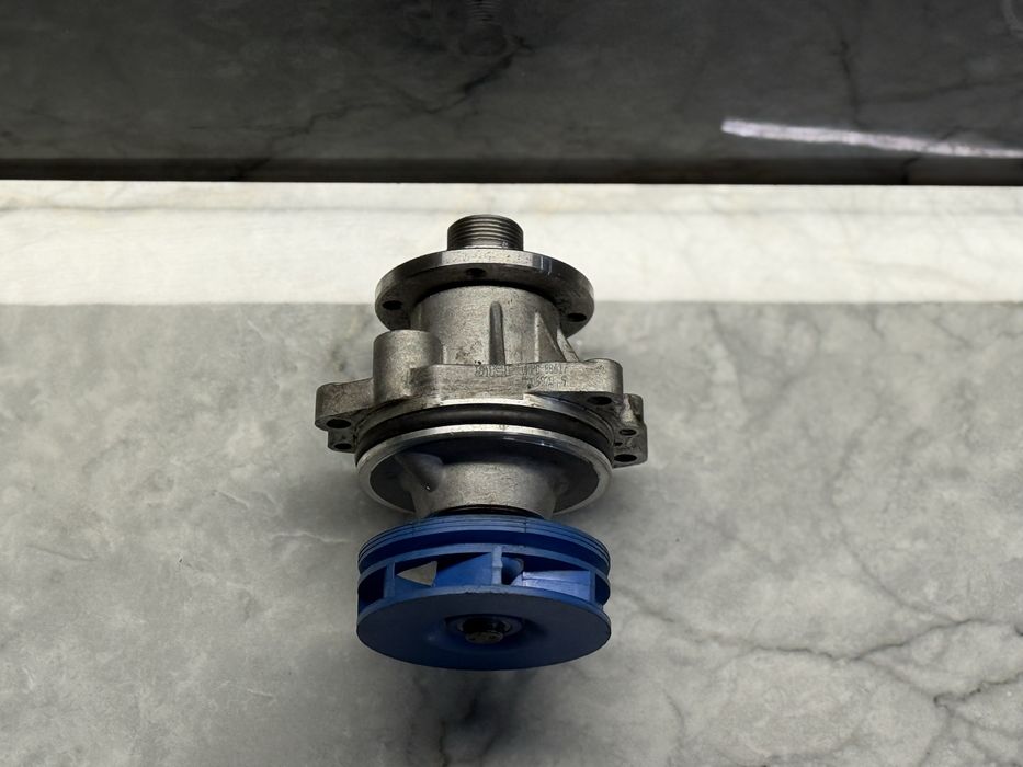 BMW E39 M52 ТУ М54 Водяна помпа е39 2.0 2.2 2.5 2.8 3.0і водяна Помпа