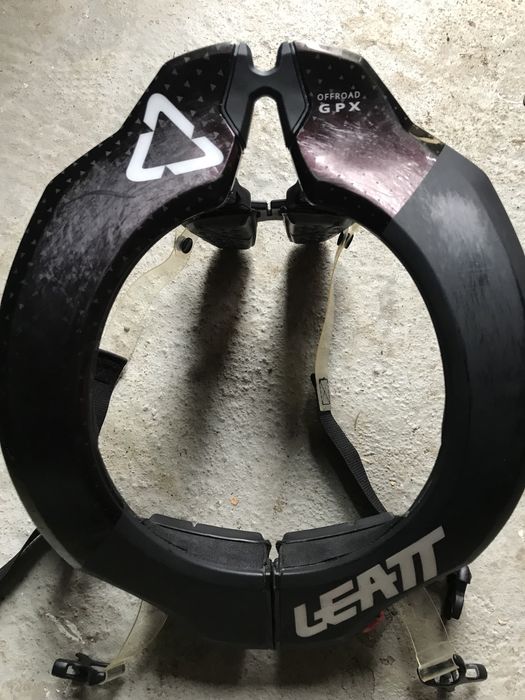 Leatt brace cervical enduro motocross protecao pescoço btt