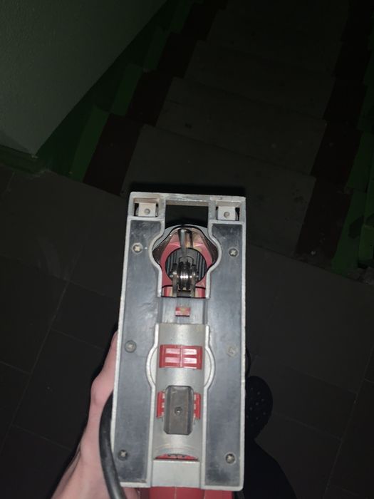 Продам електролобзик Einhell