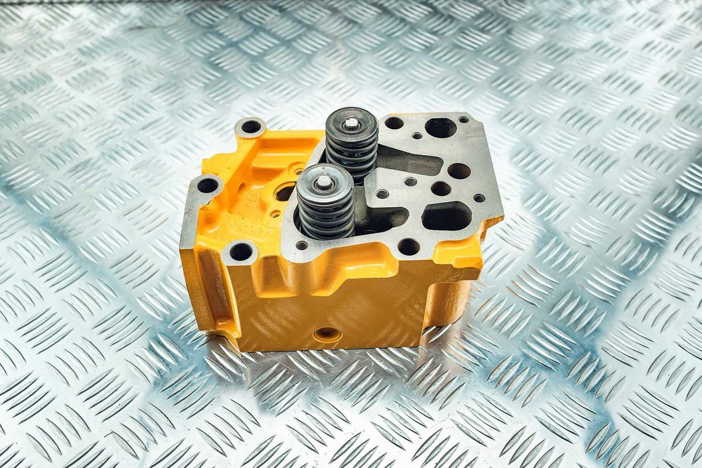 Głowica do silnika Liebherr D924/ D926. Cylinder head Liebherr