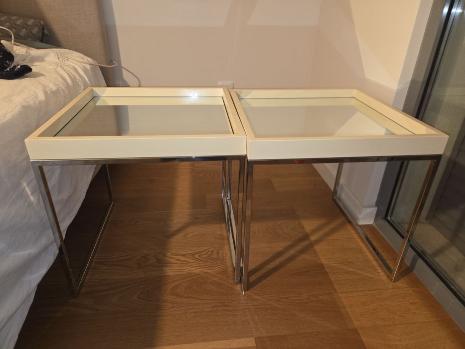 Mesa-de-cabeceira lac. mate belje escuro com pés inox