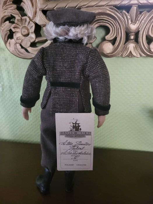 Artystyczna kolekcjonerska lalka