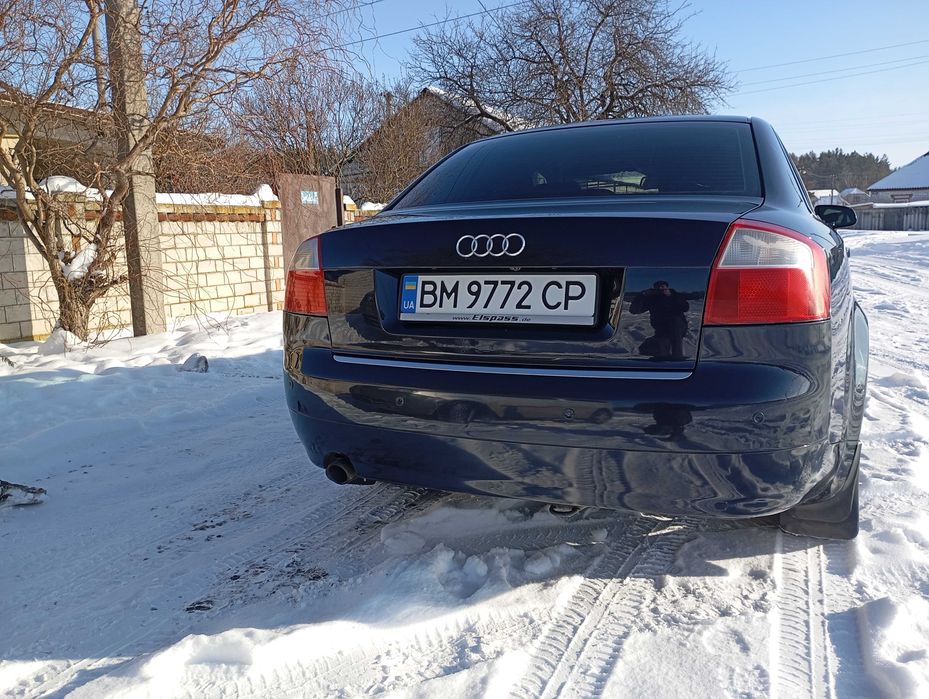 AUDI A4 8E  Автомат.