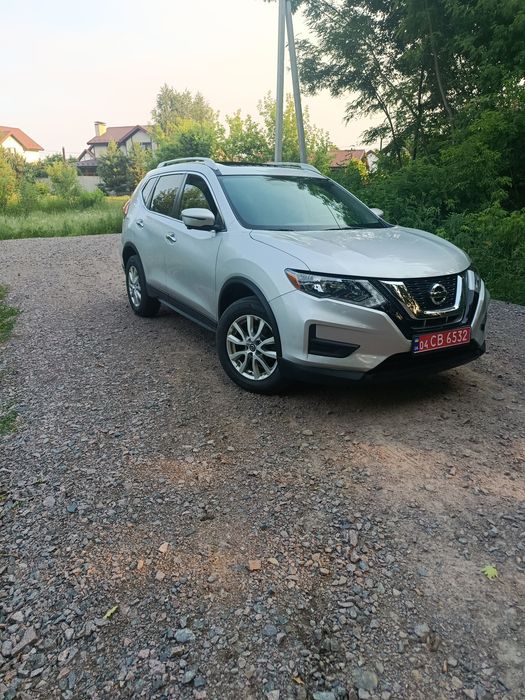 Nissan Rogue SV AWD +
