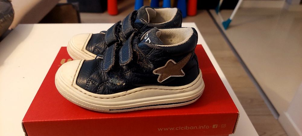 Cicinban trzewiki jesienne/wiosenne chlopiec r.26, wkładka 17 cm zapob