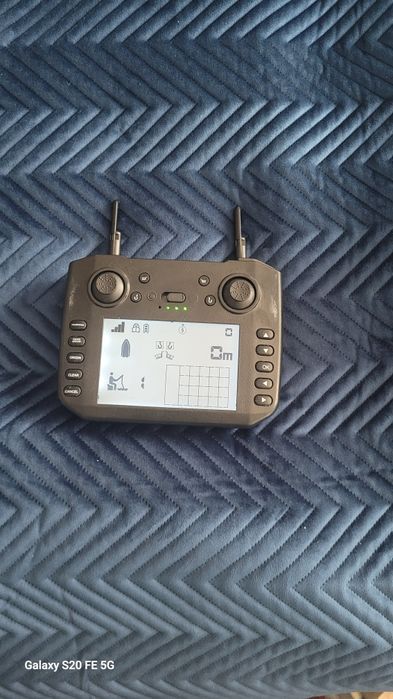 Łódka zanętowa v080