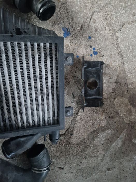 Vw t4 intercooler silnika   2.5 tdi ACV komplet z wezami nowy przod tlumik