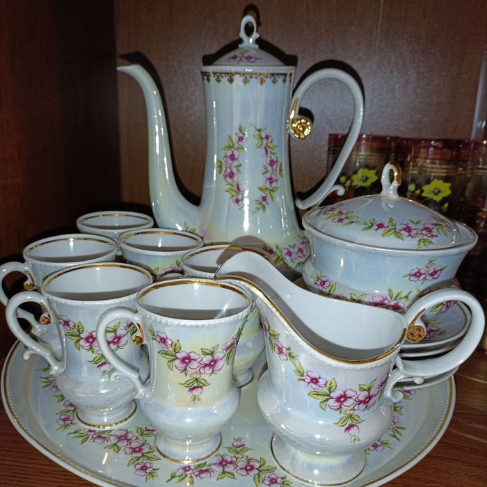 Кавові кофейні сервізи