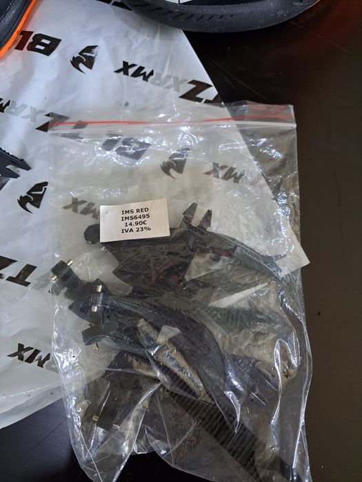 Botas de enduro novas, sem uso.