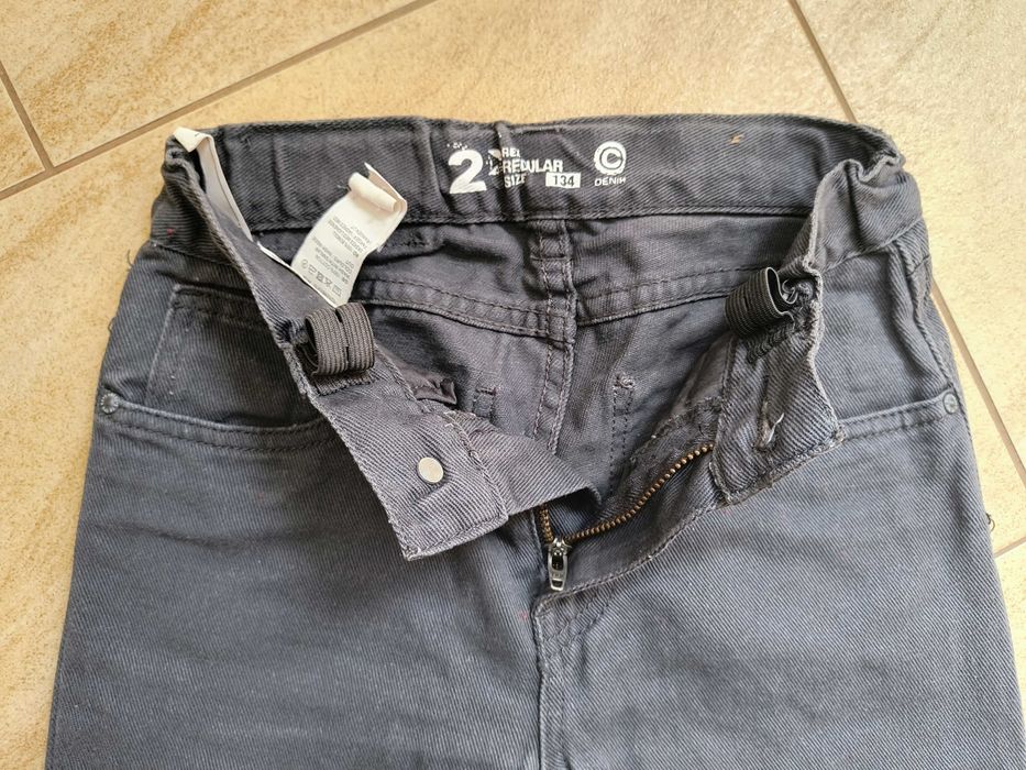 spodnie chłopięce jeansy 134 cm