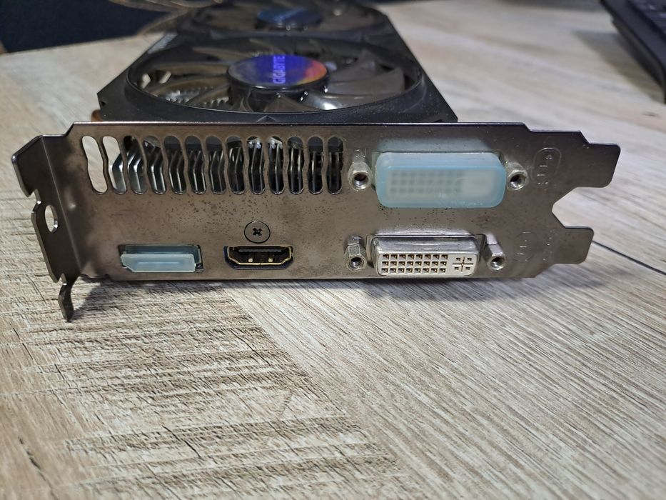 Відеокарта Nvidia GeForce GTX 660 2GB Gigabyte