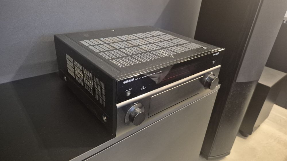 Amplituner Yamaha RX-V3067