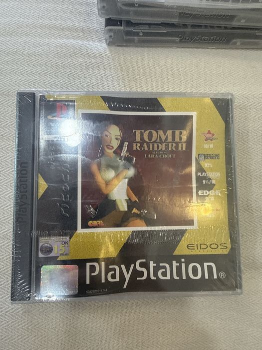 Tomb raider selado