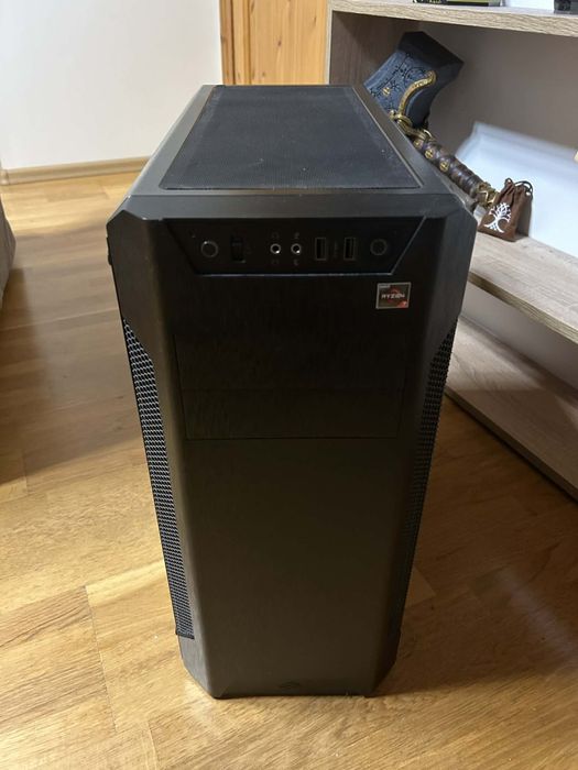 Komputer RTX 2070 Ryzen 7 2700 16Gb RAM