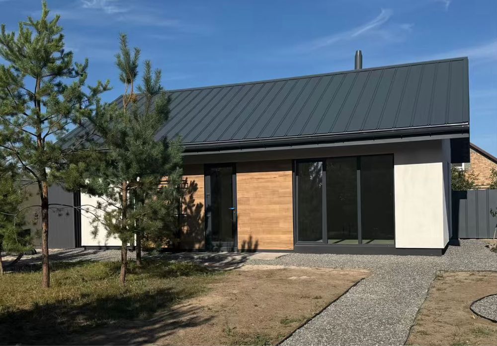 Продам автономний енергоефективний будинок(дача) 50 м²  в оточенні лісу й озера