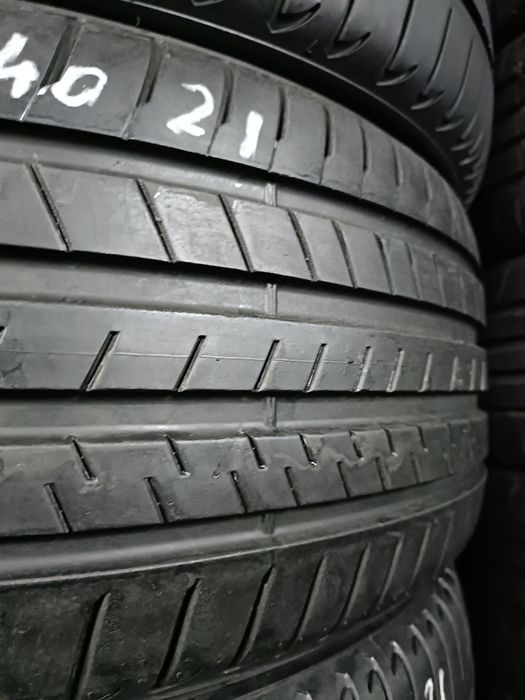 Pneus 245/40/21 RFT