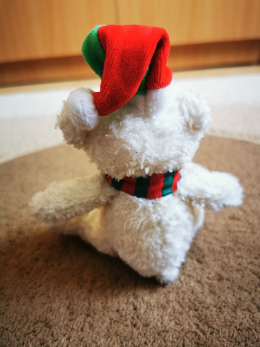 Pluszowy biały miś