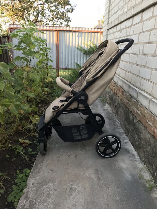 Коляска прогулочная Britax-Romer