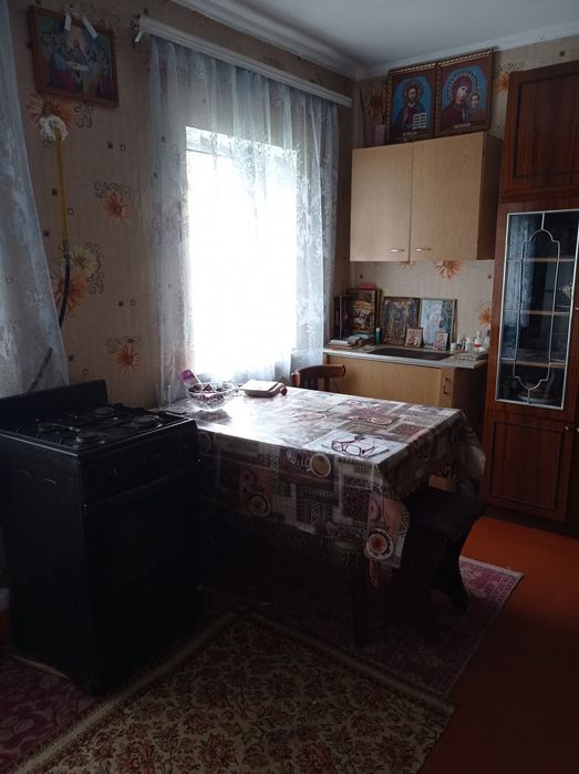 Доглянута садиба в передмісті Чернігова. Село Деснянка.